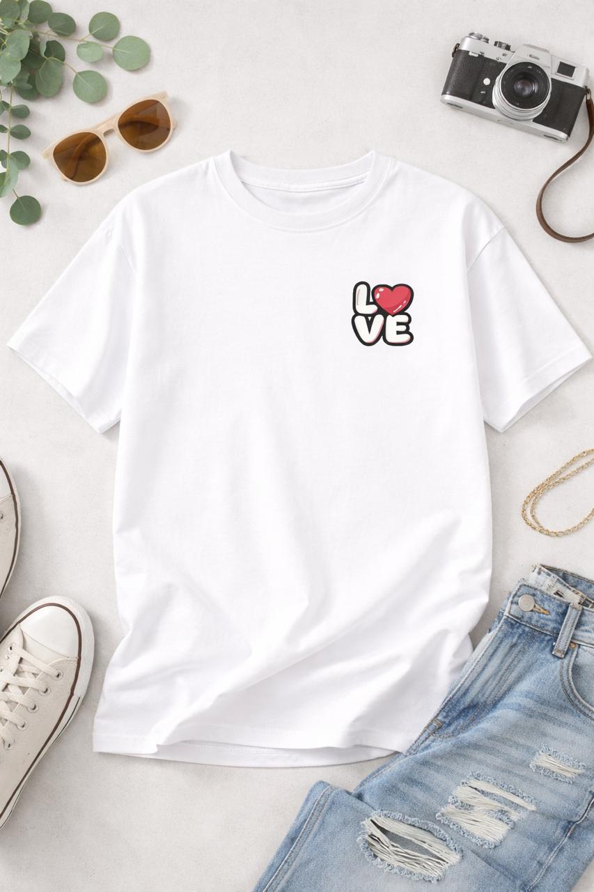 White hoodies for women are a perfect blend of comfort, style, and simplicity.