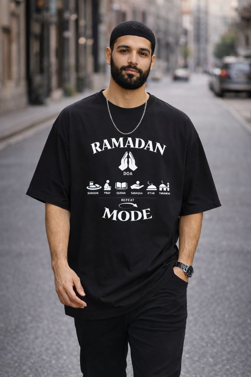 The black oversized T-shirt for boys