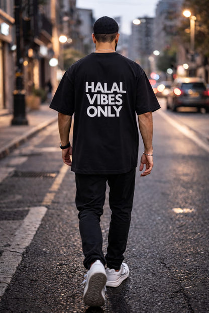 The black oversized T-shirt for boys