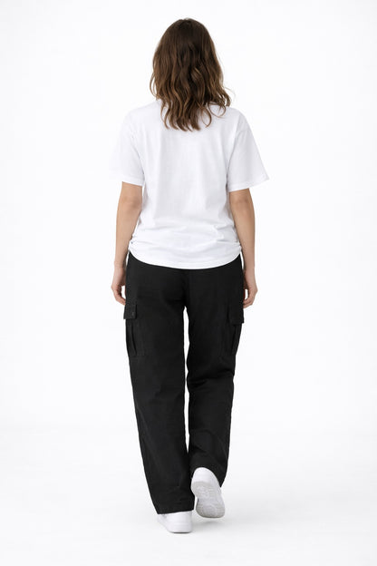 White Oversize T-Shirt Outfit Ideas for Summer